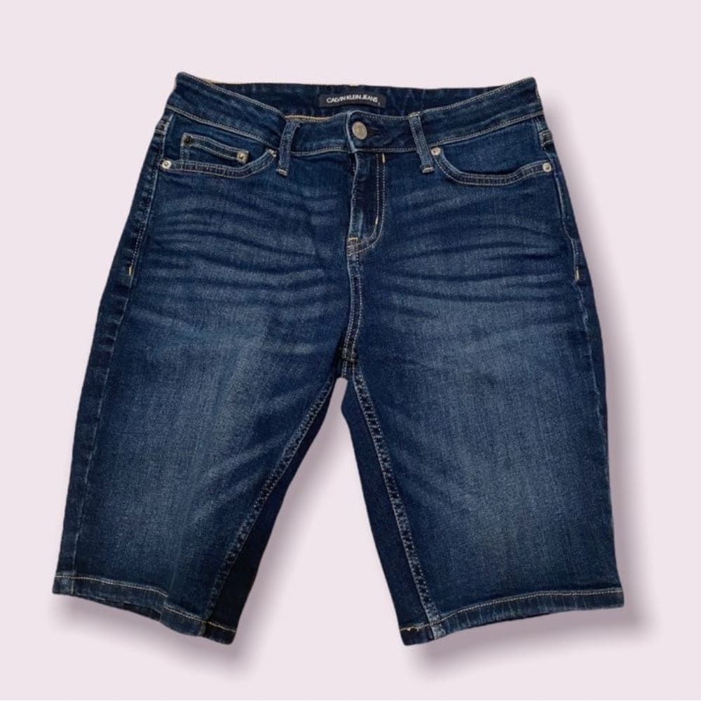 Bermuda Shorts by CK size 4
